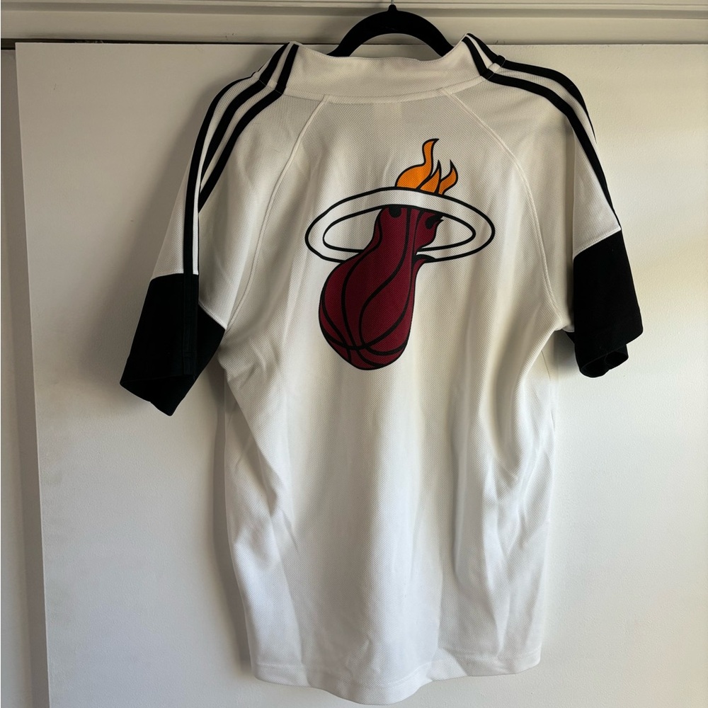Miami Heat Short Sleeve Quarter Zip. Men’s L. - Picture 2 of 3